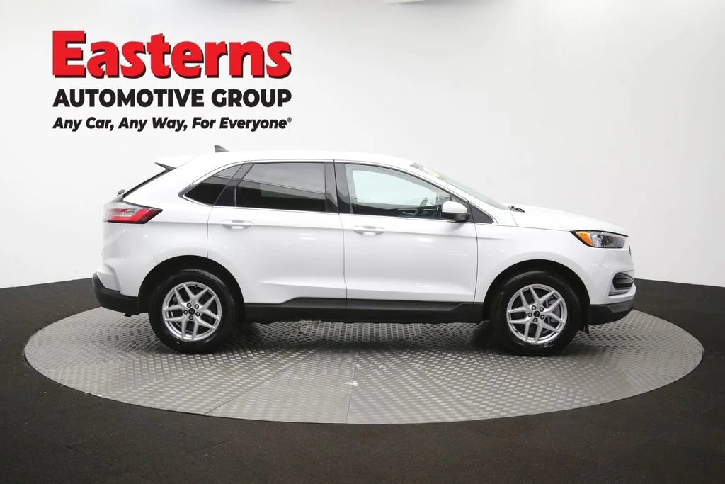 Used 2023 White Ford SEL image 45