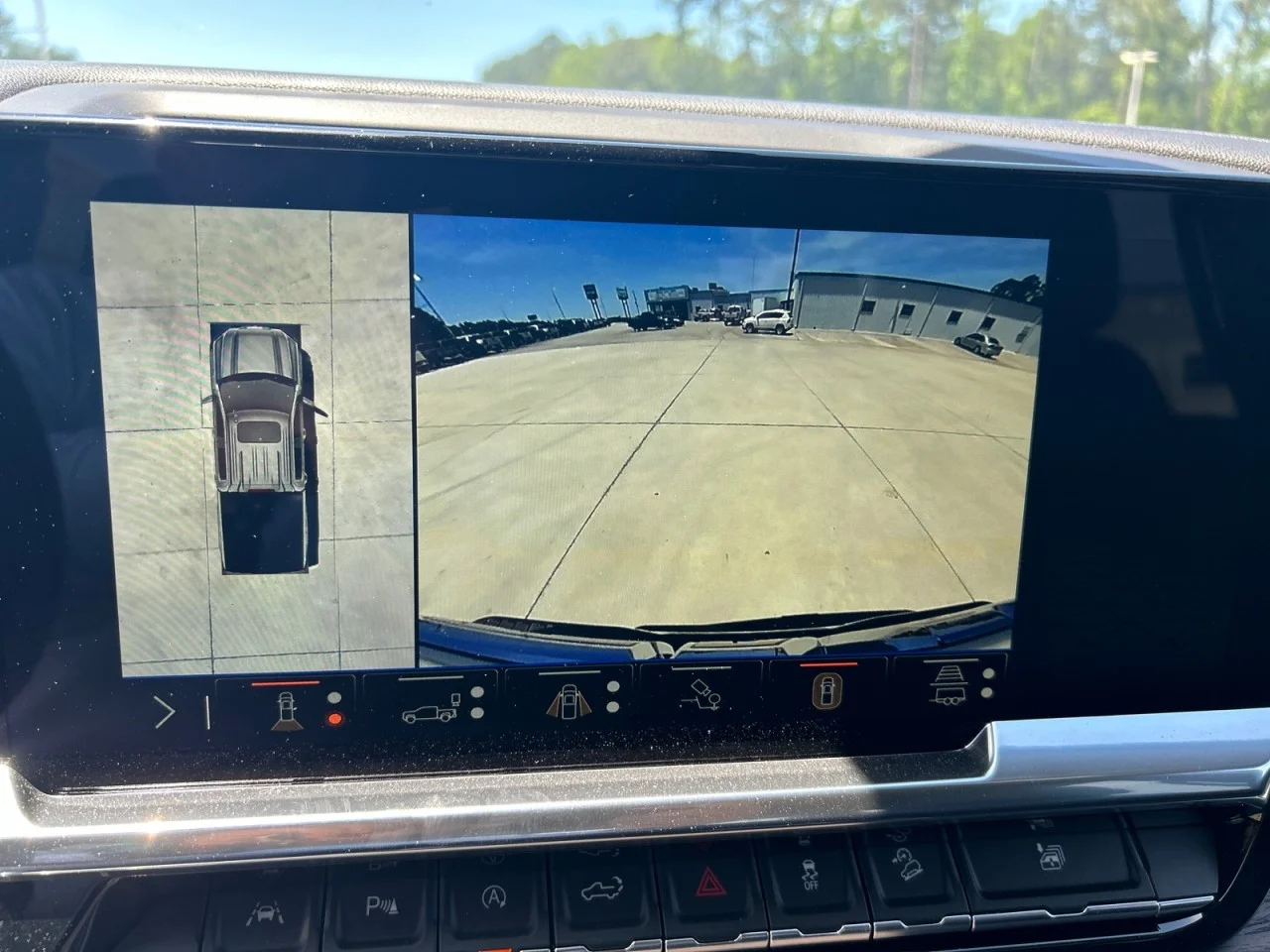 New 2026 Summit White GMC SLT image 13