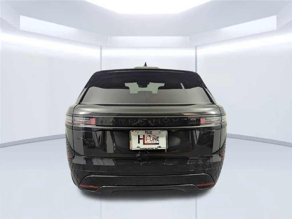 Certified Used 2025 Black Land Rover Dynamic SE image 20