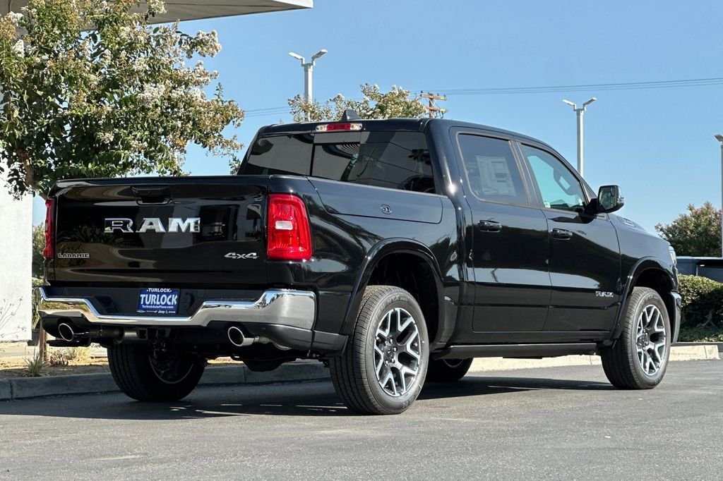 2026 RAM 1500 Laramie - Photo 3