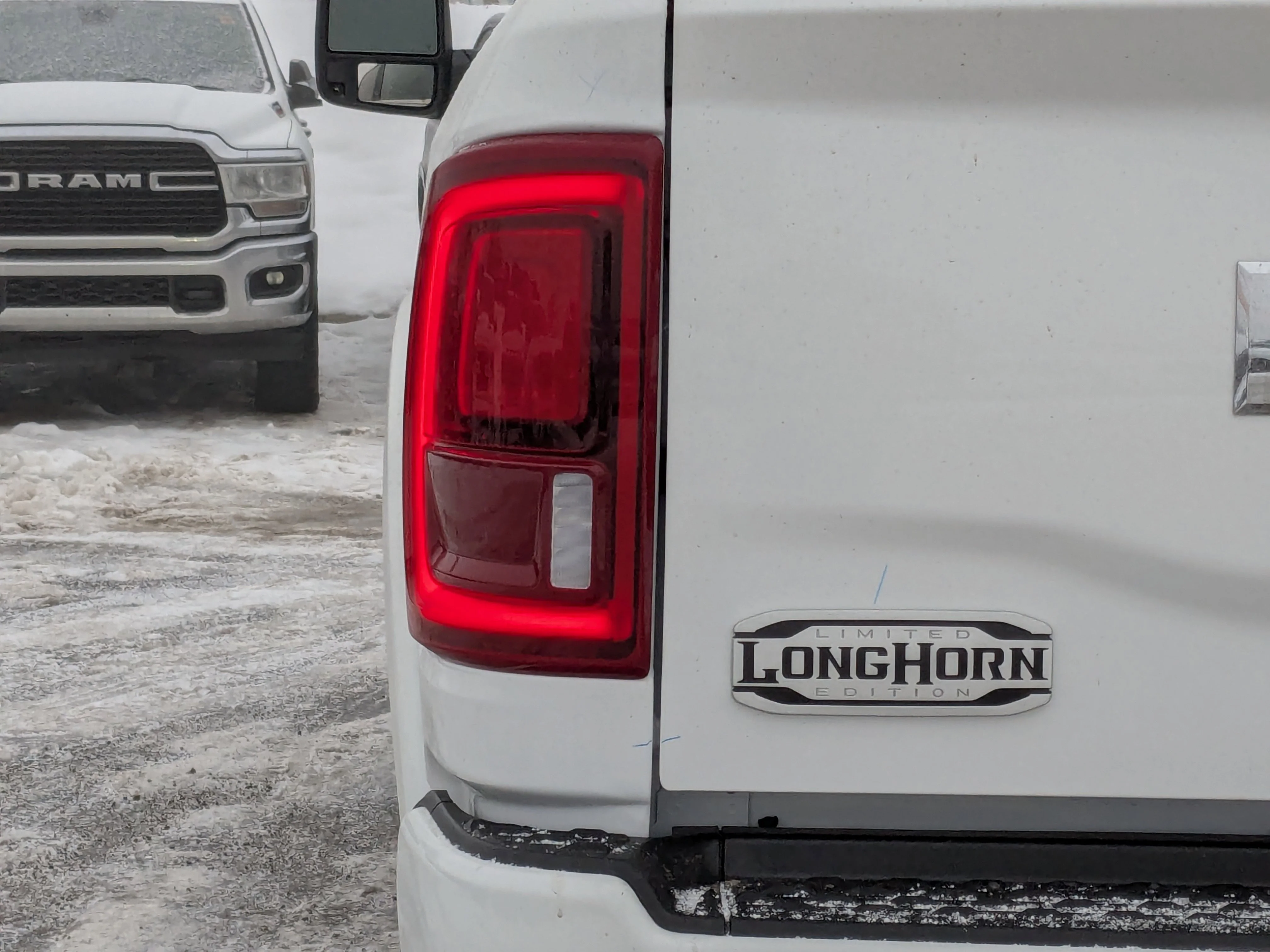 New 2026 White RAM Limited Longhorn - BISON BROWN PREMIUM LEATHER - LONGHORN LEVEL 1 EQUIP - 5TH W & GN PREP & MORE! image 11