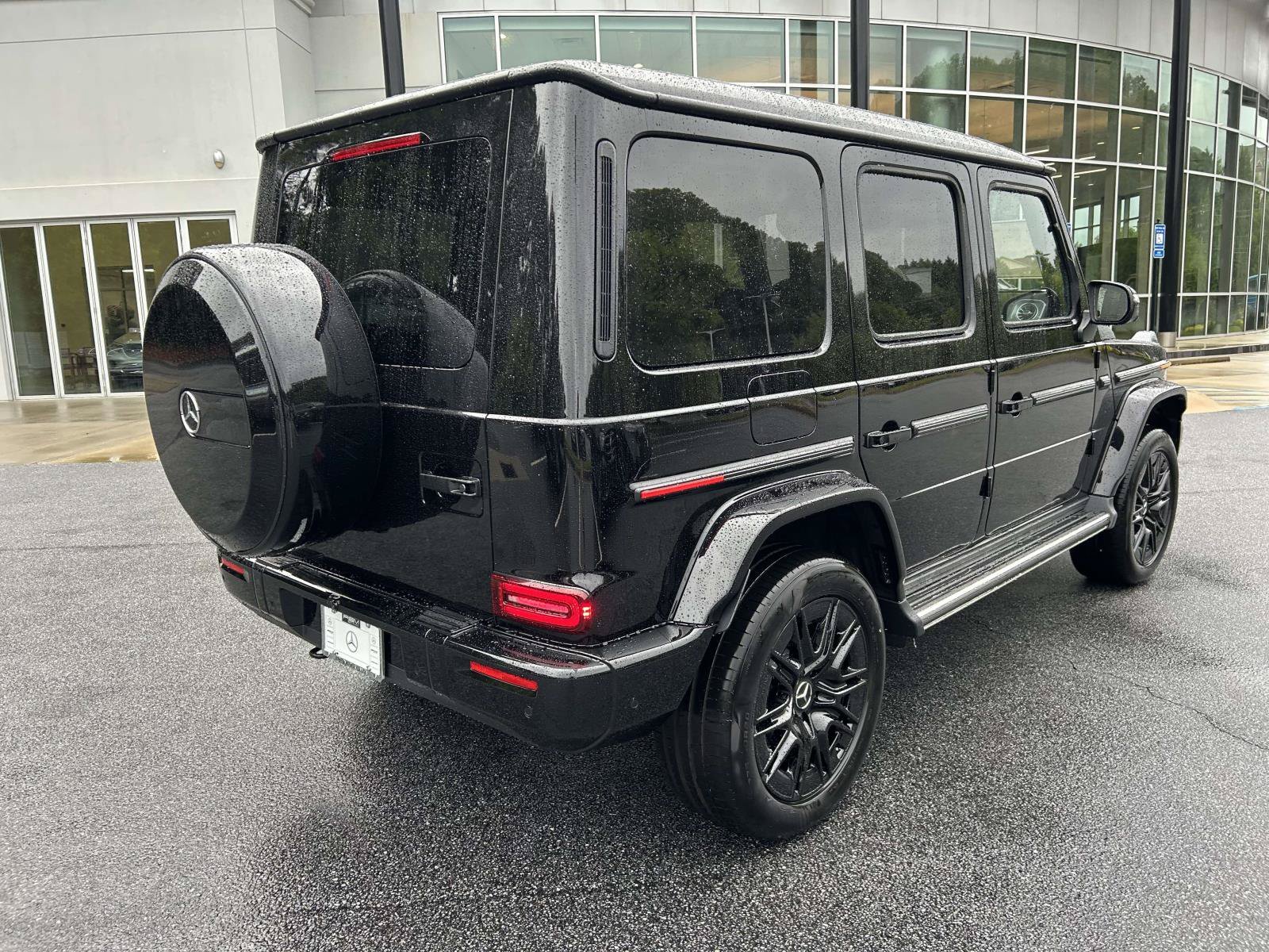 New 2027 Obsidian Black Metallic Mercedes-Benz G 580e SUV image 6