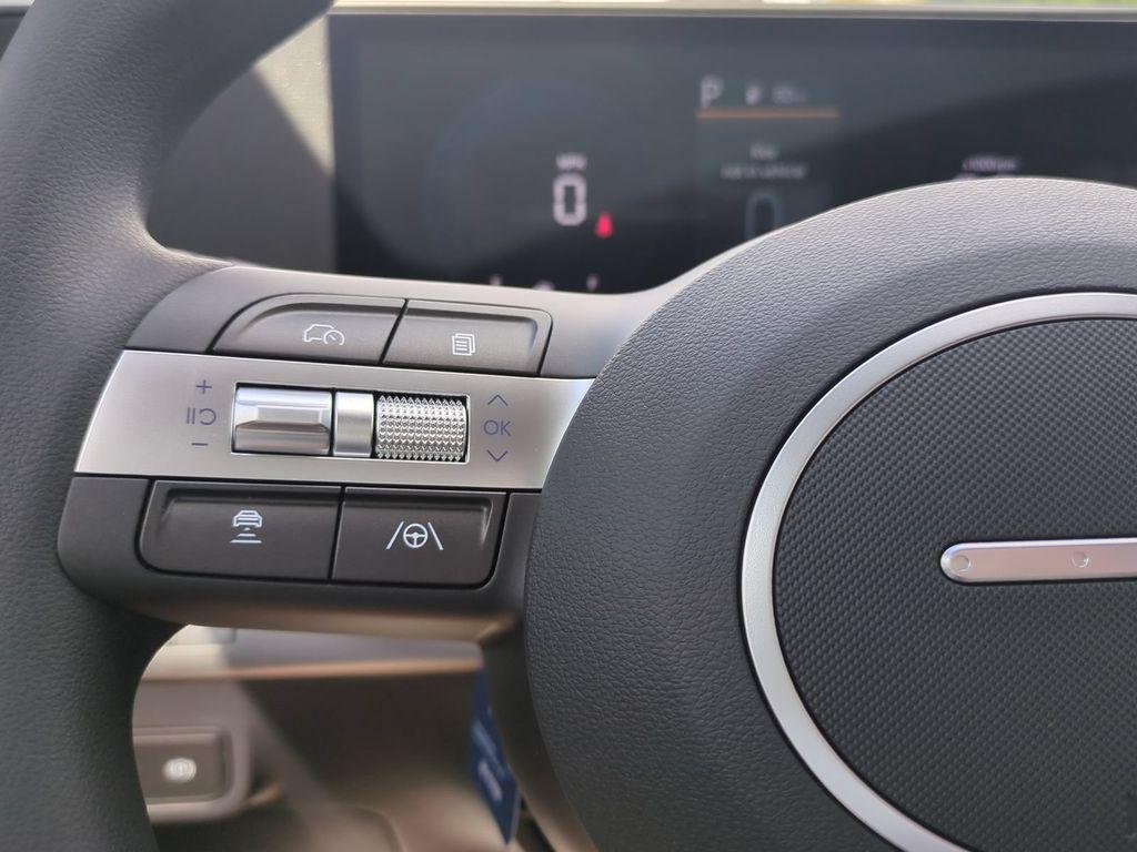 New 2027 Gray Hyundai SE FWD image 30