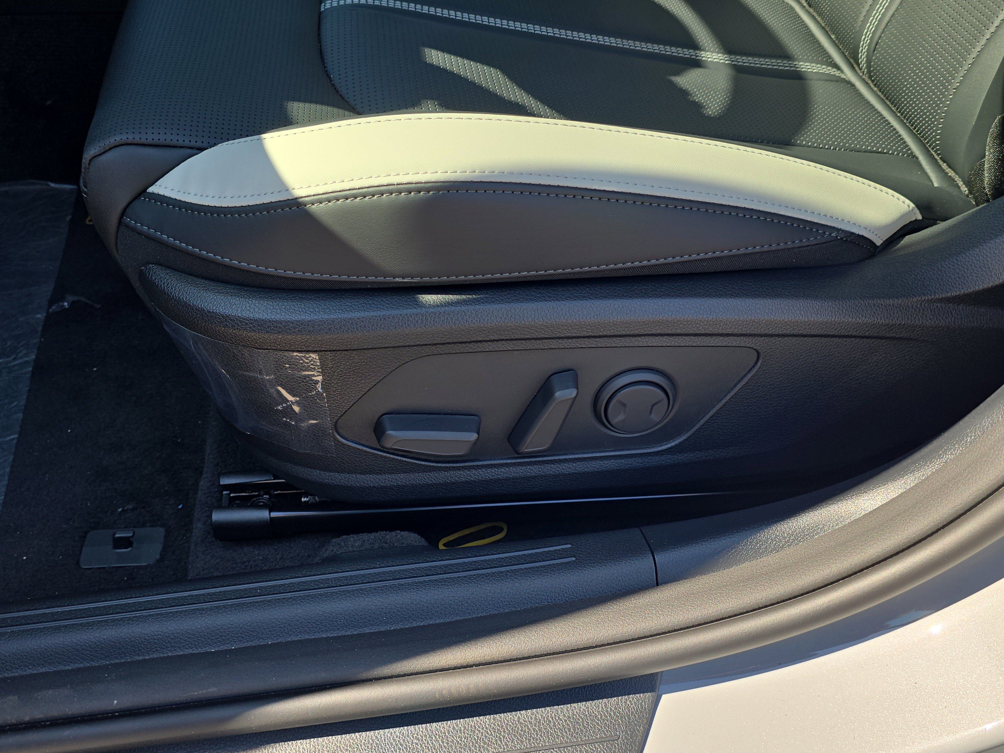 New 2026 Wolf Gray Kia GT-Line FWD image 20