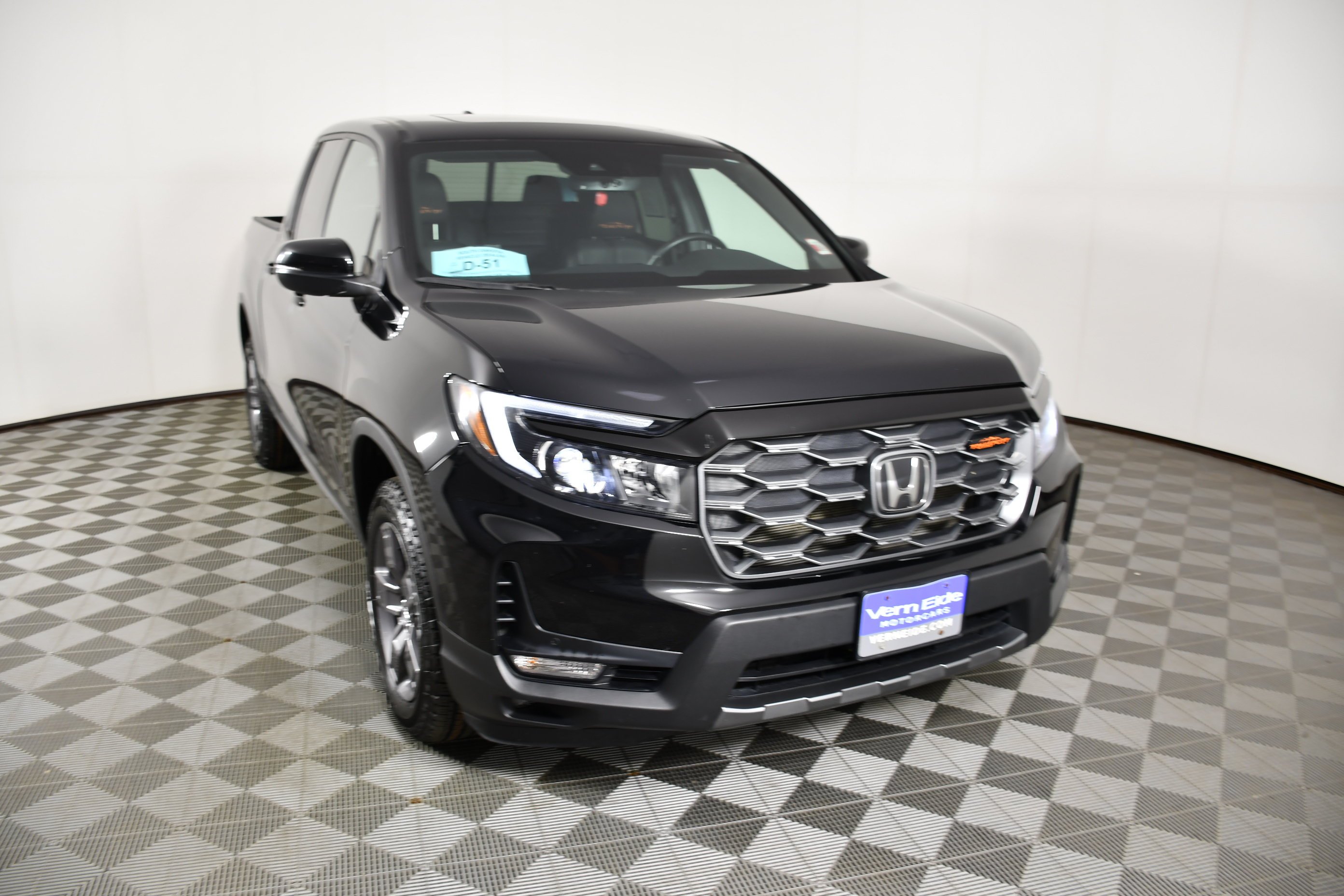 Certified Used 2024 Crystal Black Pearl Honda TrailSport image 3