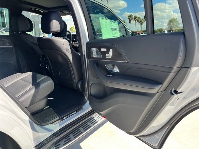 2026 Mercedes-Benz GLS Base - Photo 48