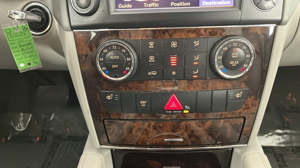 Used 2011  Mercedes-Benz ML 350 image 34