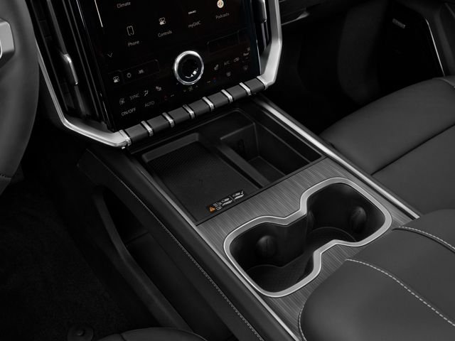 Used 2025 Summit White GMC Elevation image 9