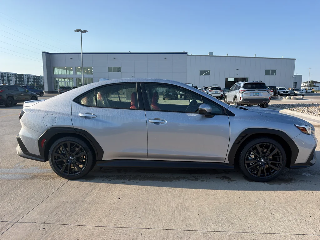 New 2026 ICE SILVER METALLIC Subaru Limited image 4