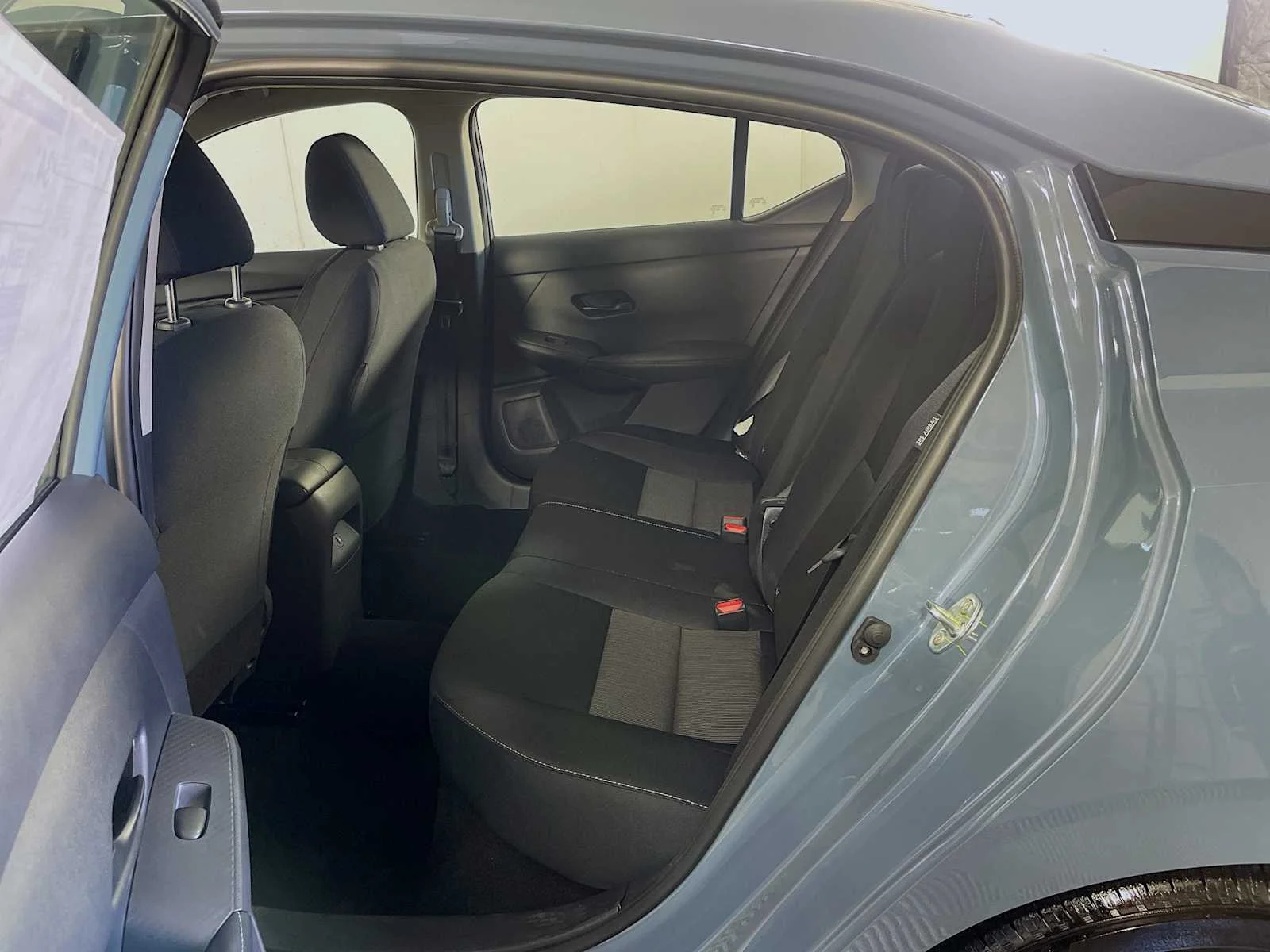 Certified Used 2025 Atlantic Gray Metallic Nissan SV image 5