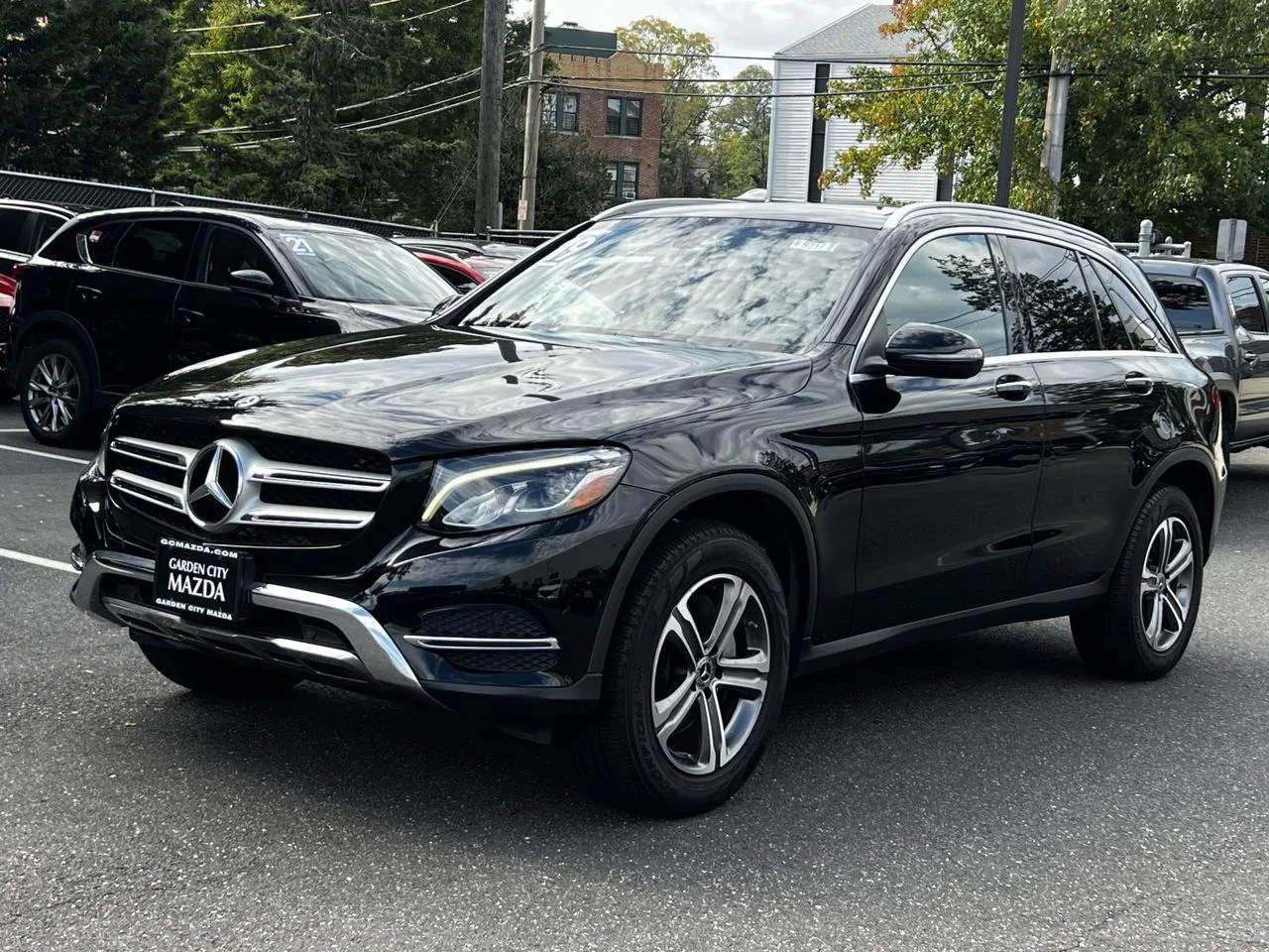 Used 2019 Mercedes-Benz GLC GLC300 with VIN WDC0G4KB2KF656051 for sale in Huntington, NY