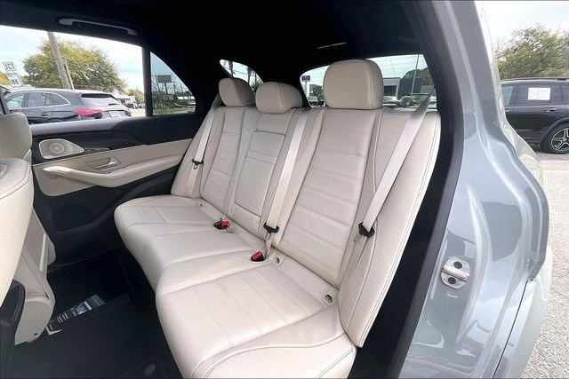 Used 2026 Gray Mercedes-Benz GLE 450 image 23