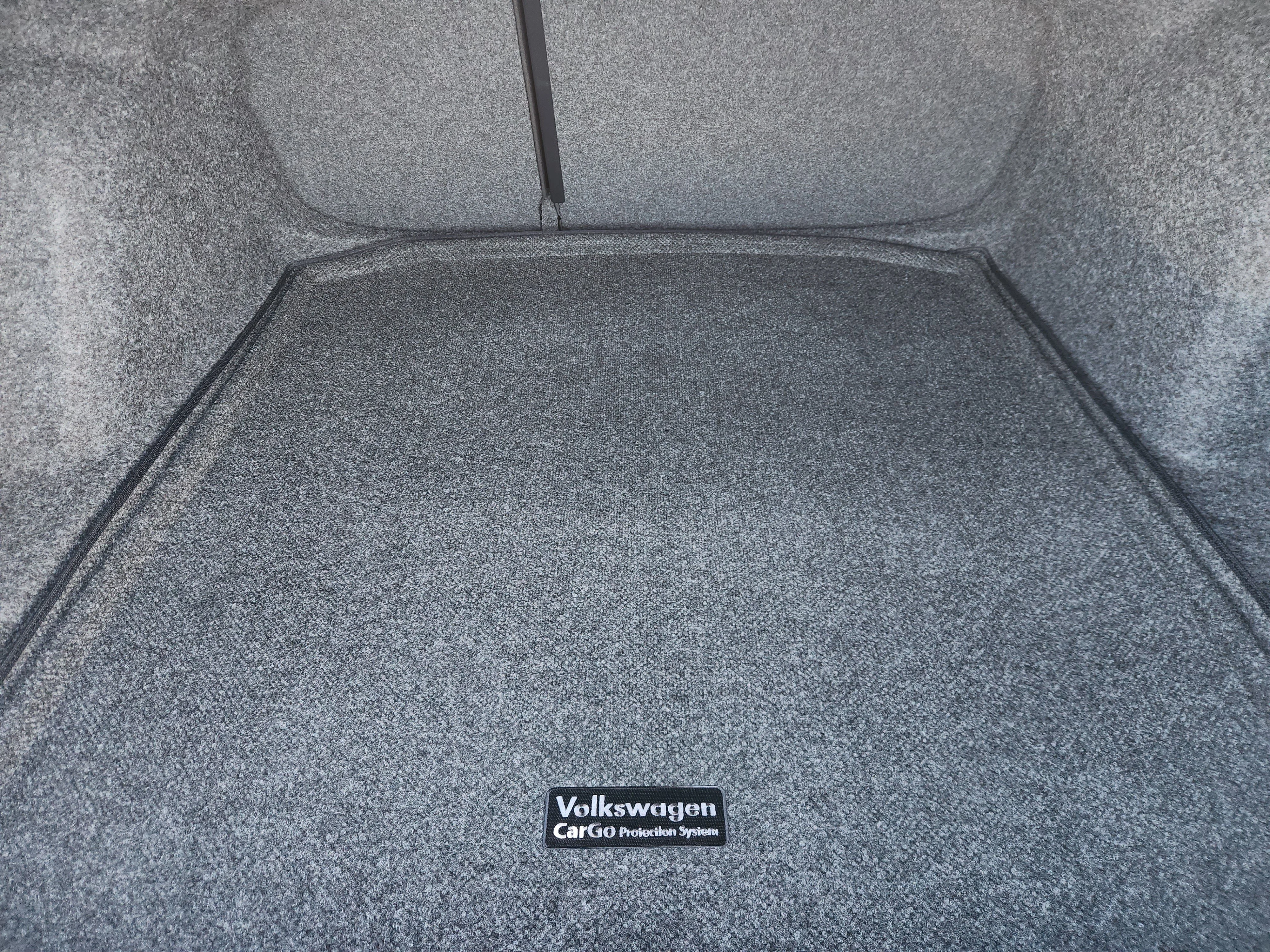 New 2026 Silver Volkswagen SE image 26