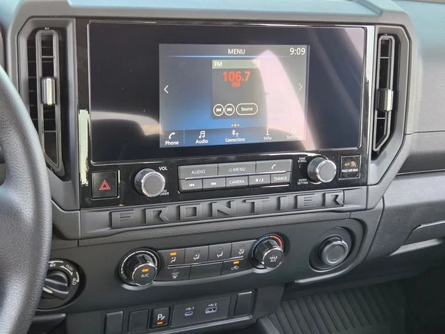 New 2027 Glacier White Nissan Crew Cab S image 15