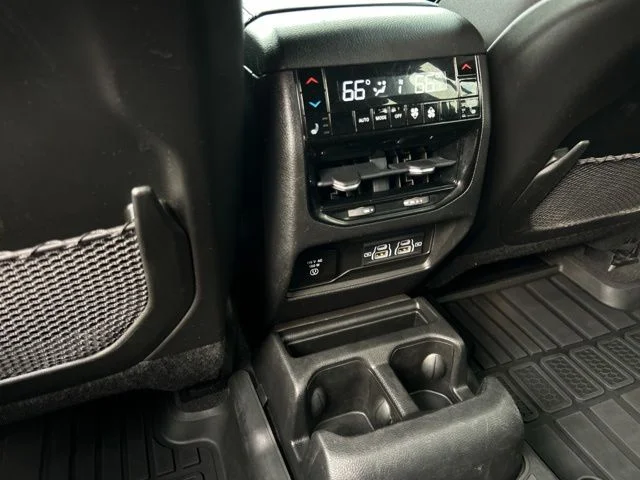 Used 2022 Gray Metallic Jeep Overland image 26