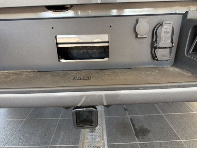 New 2026 Carbonized Gray Metallic Ford XLT image 10