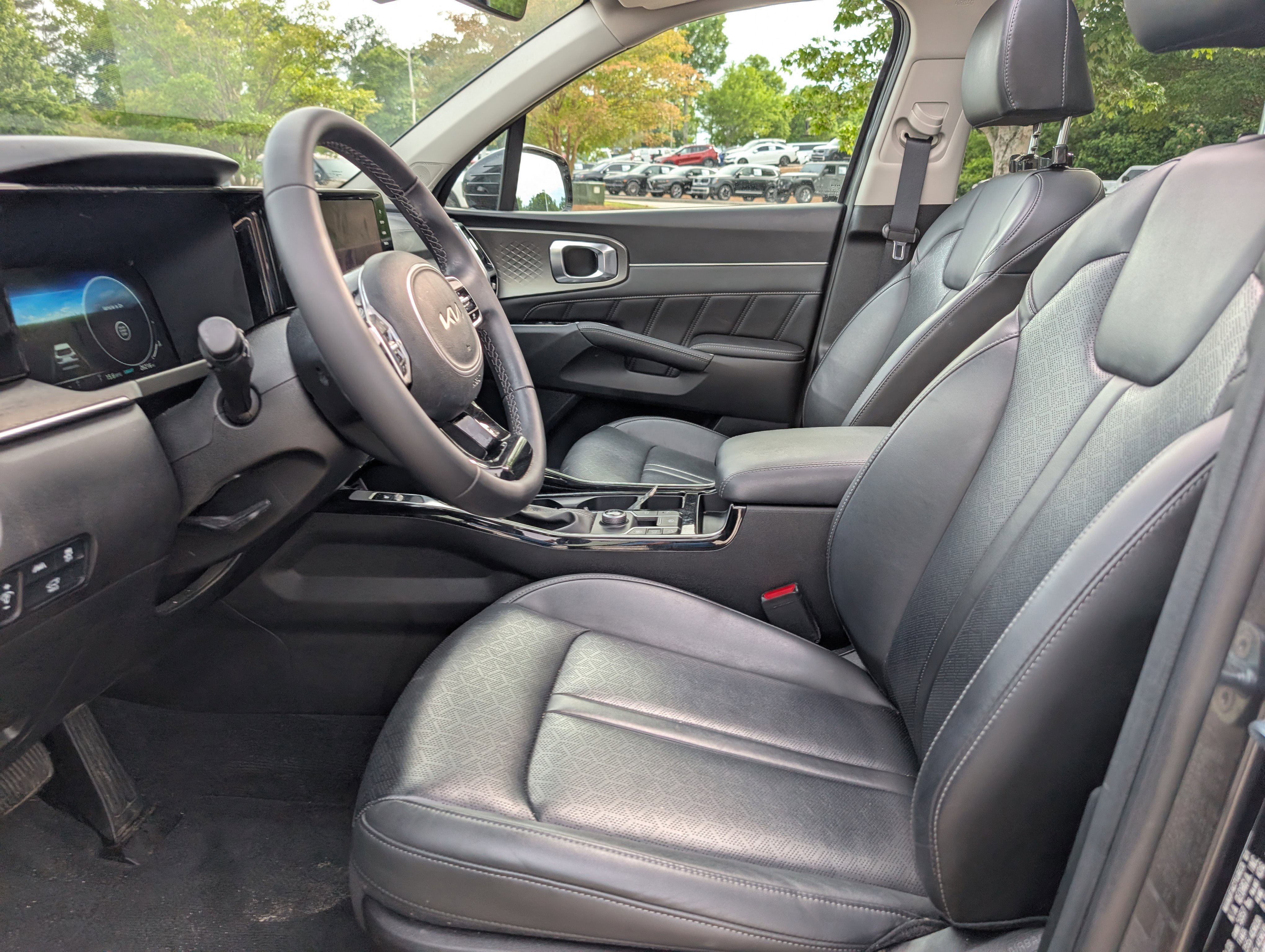 2023 Kia Sorento SX - Photo 17