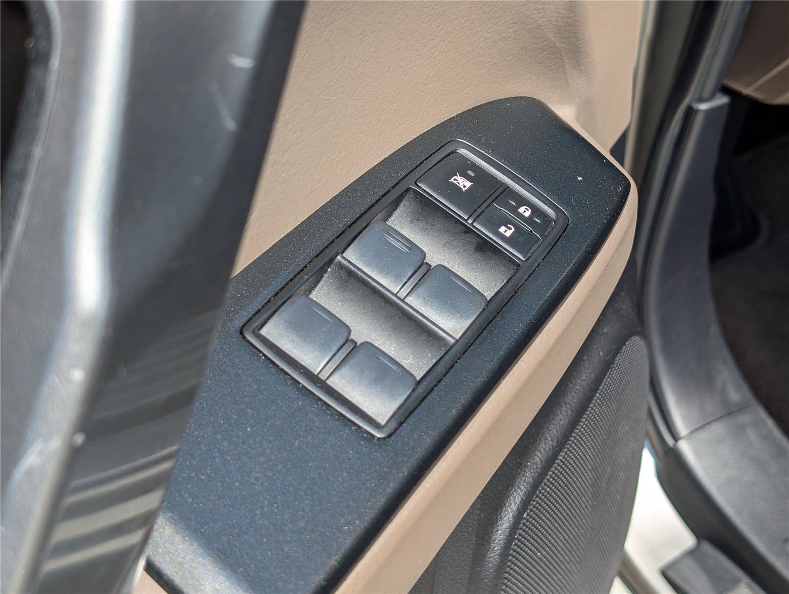 2022 Lexus GX LUXURY - Photo 15