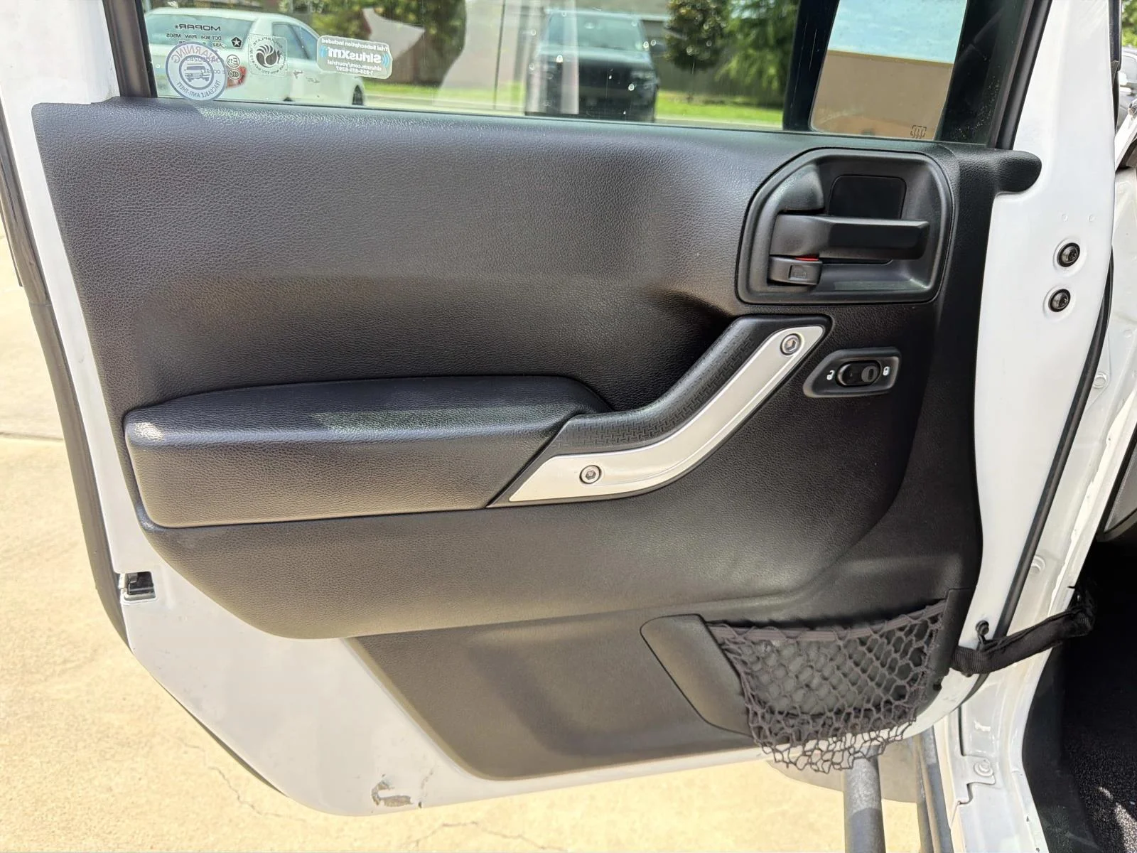Used 2017 White Jeep Sahara 4x4 image 18