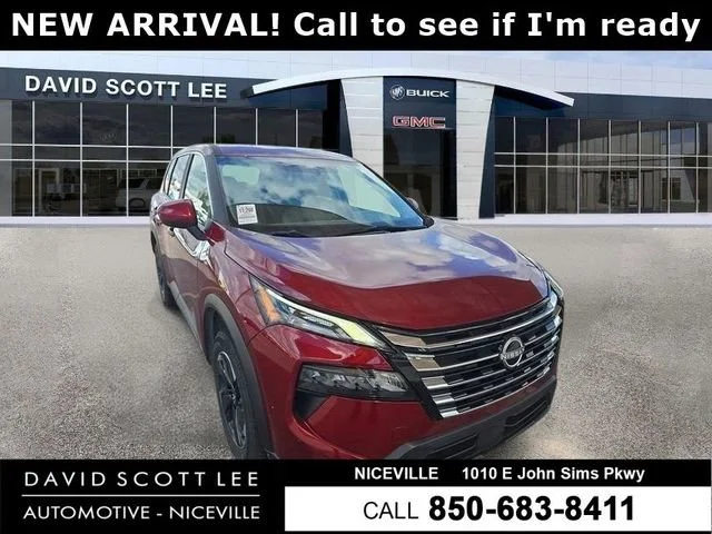 Used 2025 Scarlet Ember T Nissan SV image 1