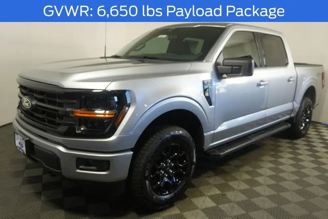 New 2026 Iconic Silver Metallic Ford XLT image 7