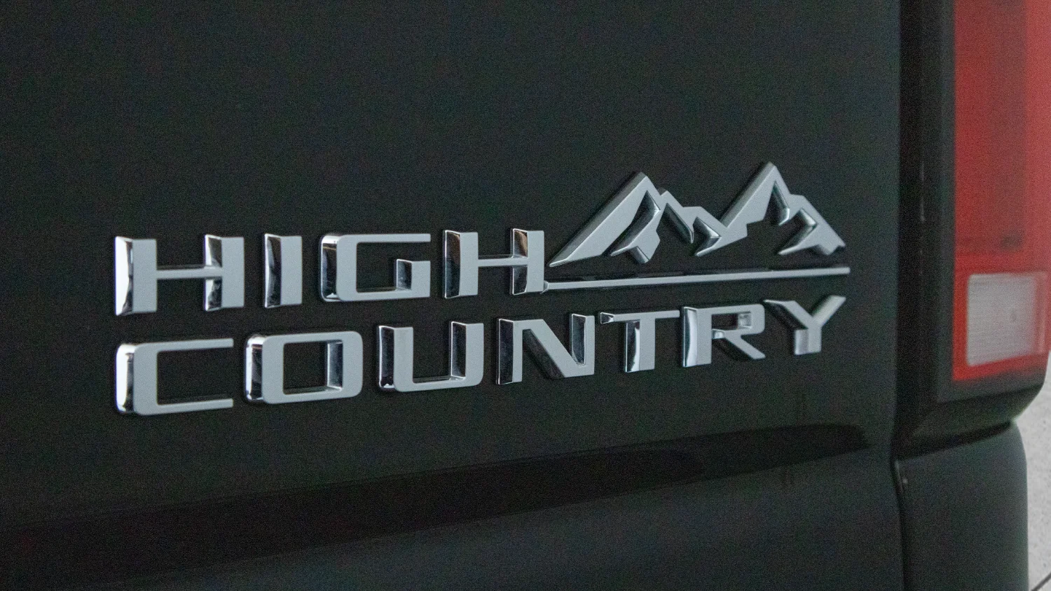 Used 2024 Black Chevrolet High Country image 32