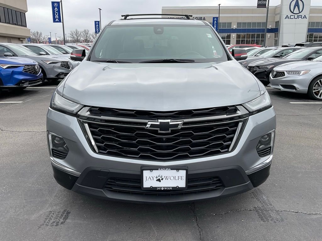 Used 2023 Chevrolet Traverse Premier with VIN 1GNEVKKW8PJ255768 for sale in Kansas City