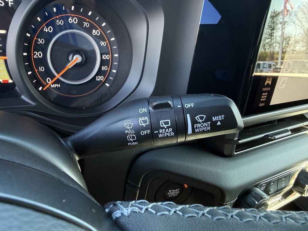 2025 Jeep Wrangler 4-Door Rubicon - Photo 18