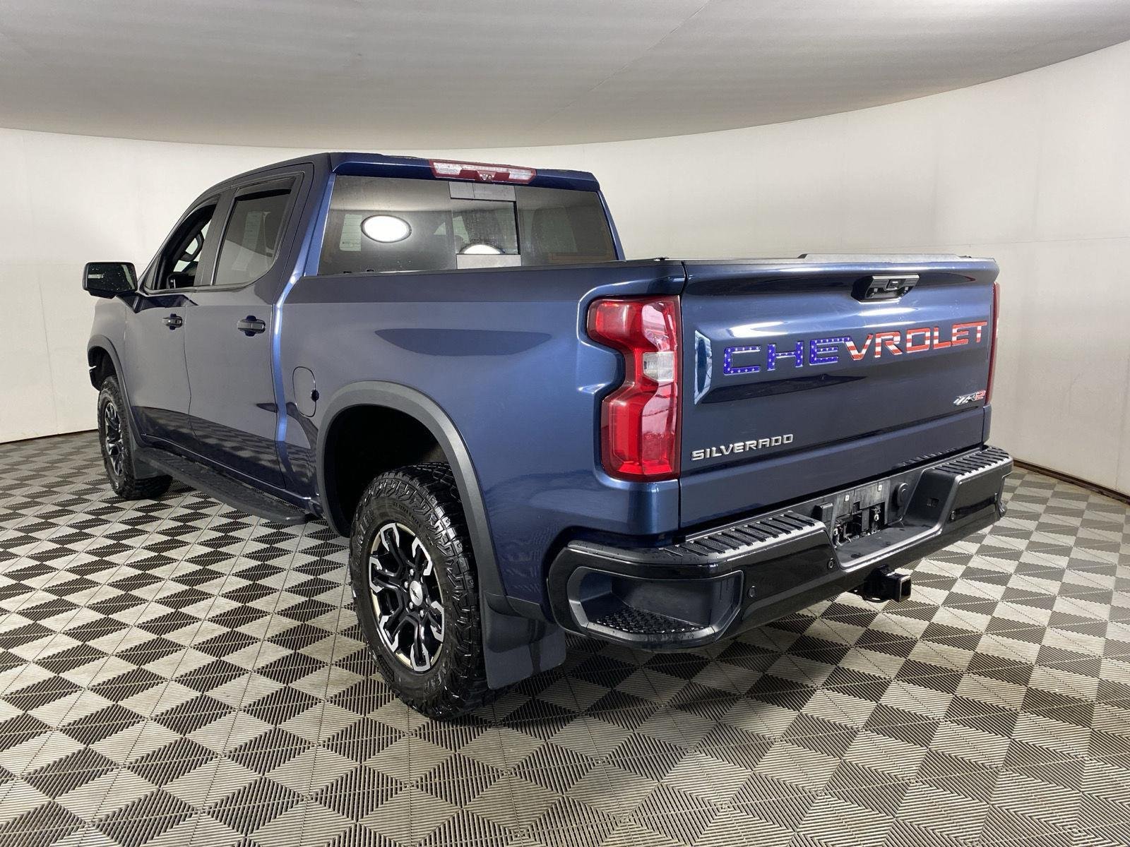 Used 2022 Northsky Blue Metallic Chevrolet ZR2 image 5