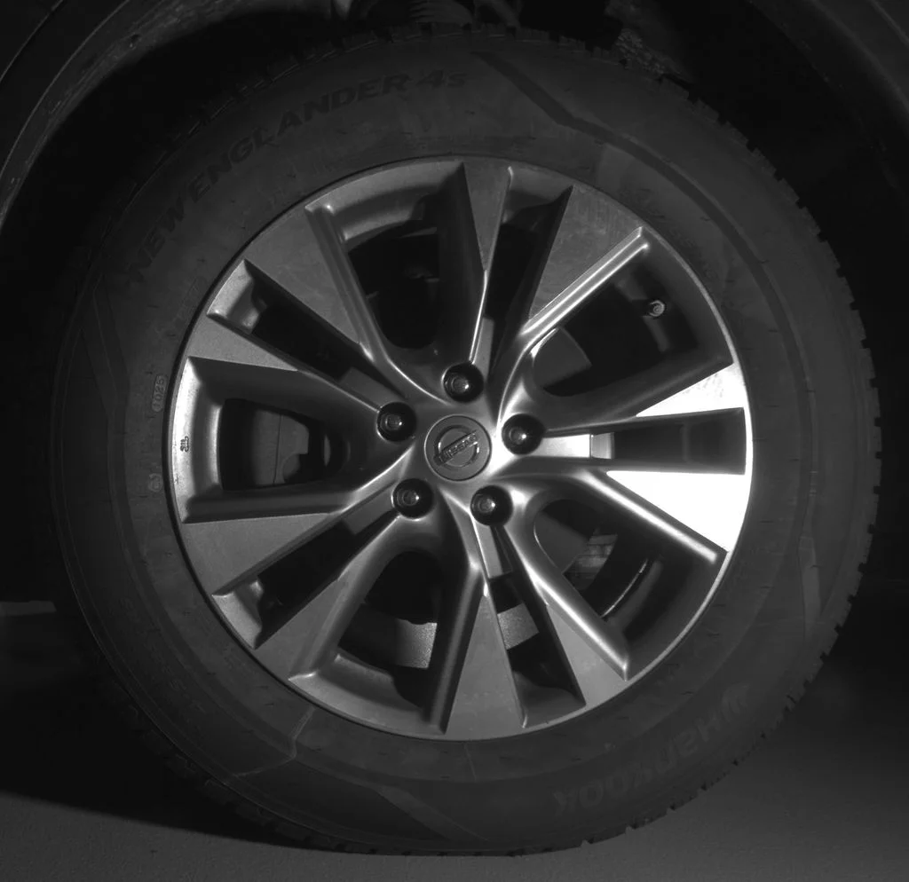 Used 2015 Brown Nissan SL image 9