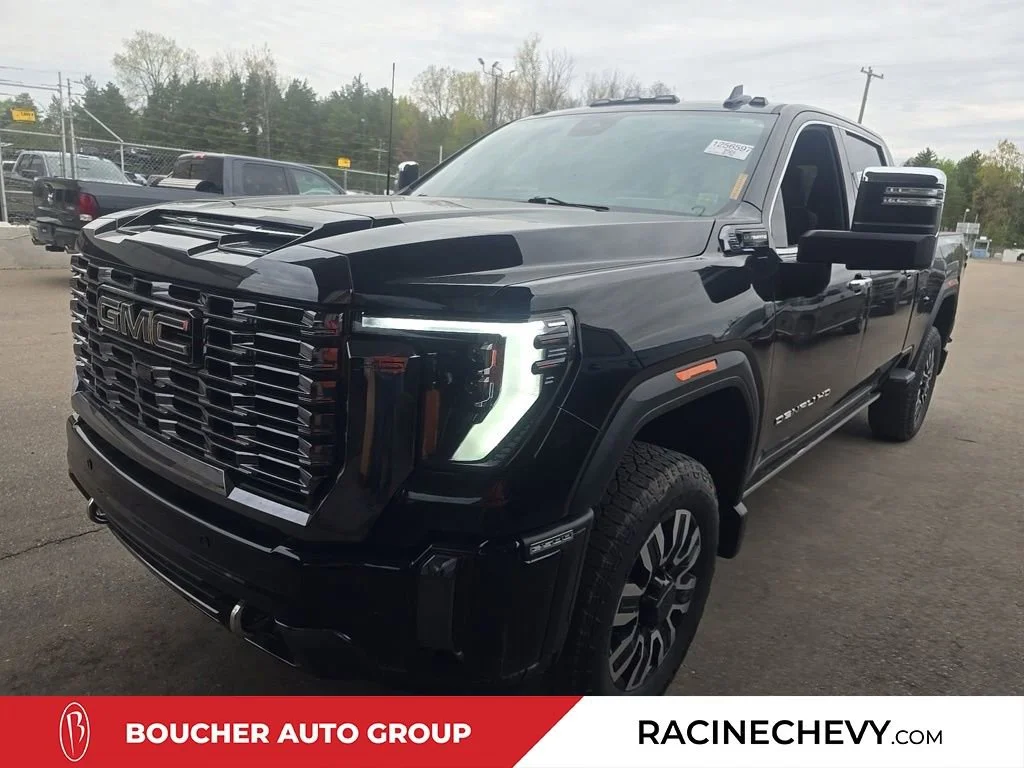 2024 GMC Sierra Denali Ultimate 4WD Crew Cab Long Box's photo