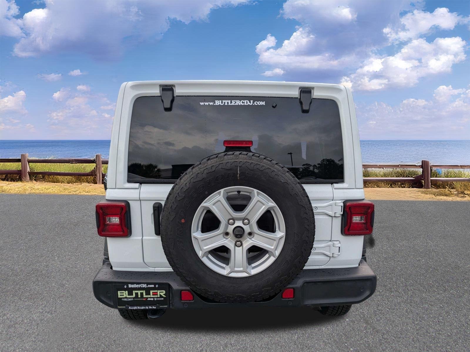Used 2021 Bright White Clearcoat Jeep Unlimited Sport S image 7