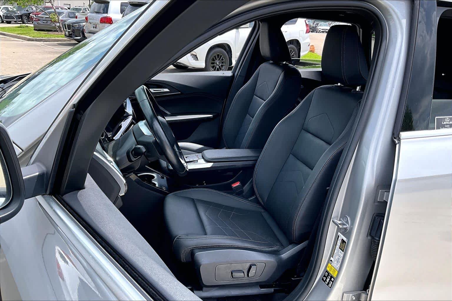 Used 2023 Space Silver Metallic BMW xDrive28i image 7