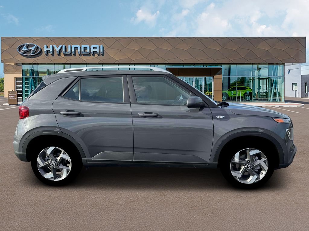 New 2026 Gray Hyundai SEL image 9