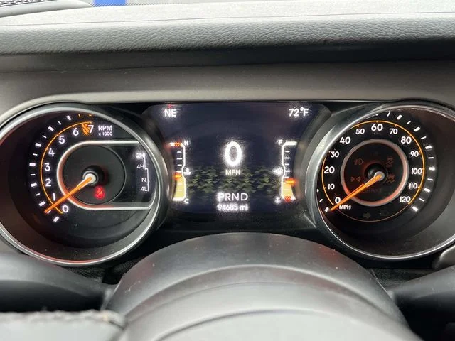 Used 2018 Gray Jeep Unlimited Sport S image 33