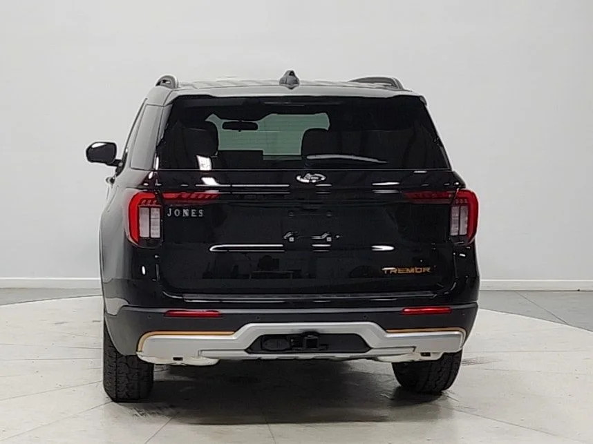 New 2026 Black Ford Tremor image 6