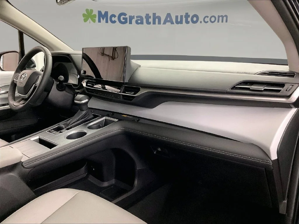 Used 2025 Blue Toyota XLE image 21