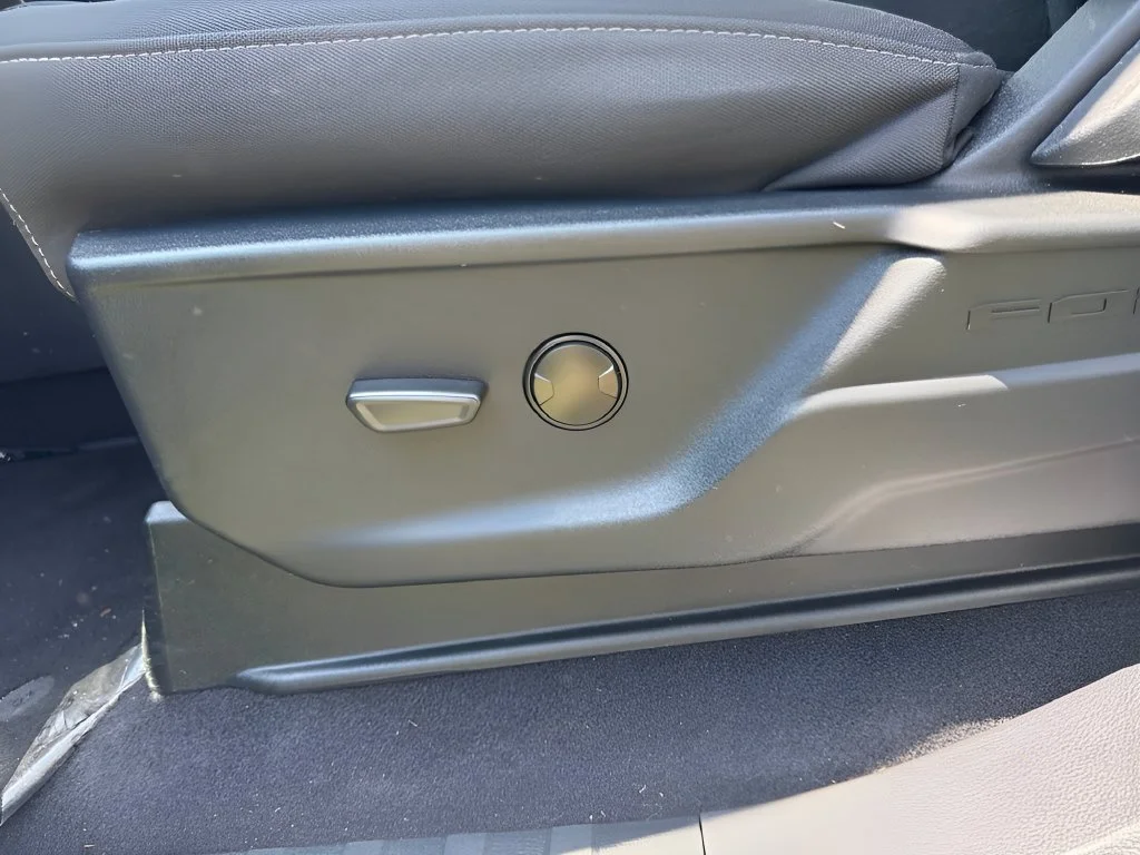 Used 2024 Gray Ford XLT image 28