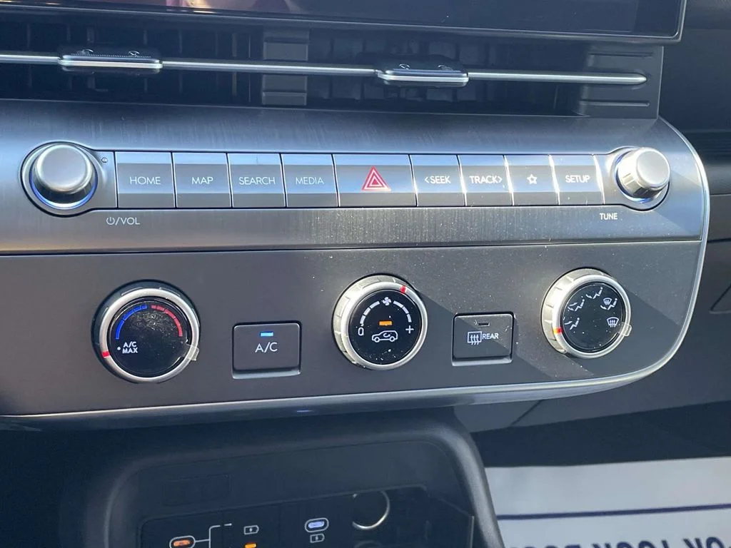 New 2026 Gray Hyundai SE image 25