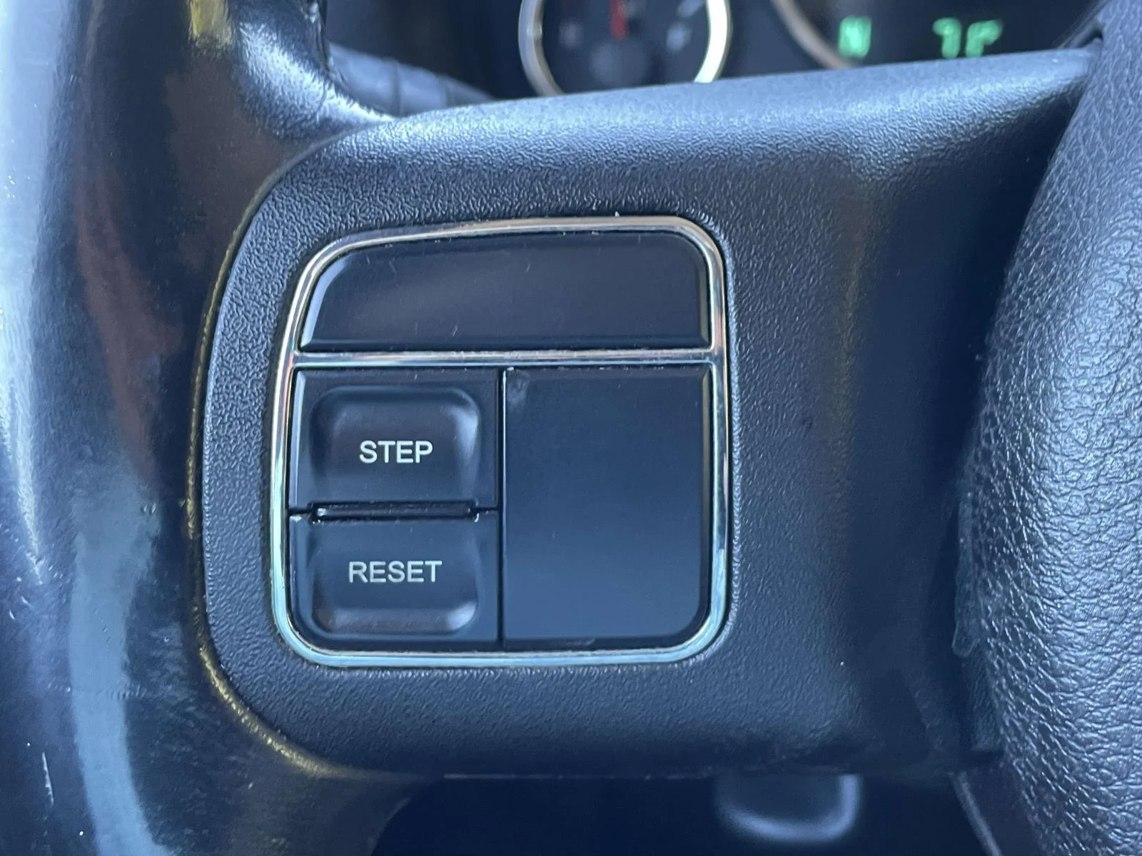 Used 2011 Green Jeep Sport image 24
