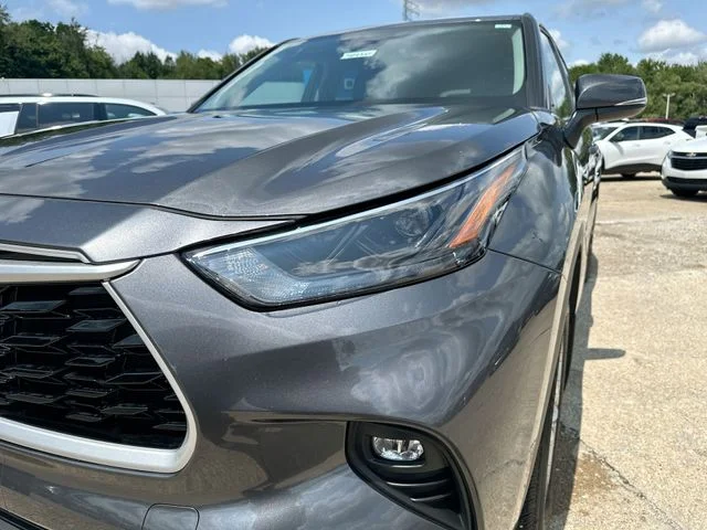 Used 2023 Gray Toyota LE image 51