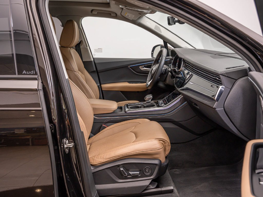 Used 2025 Tamarind Brown Metallic Audi 55 Prestige image 27