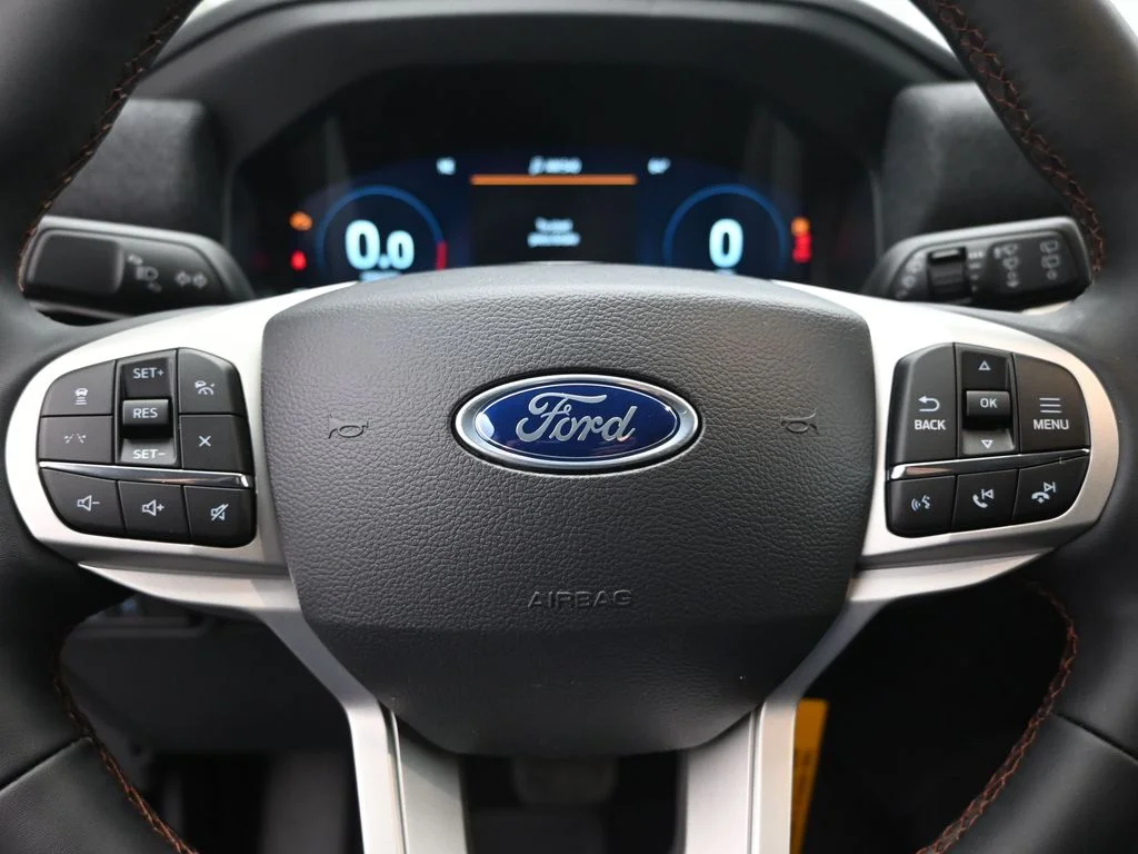 New 2026 Carbonized Gray Metallic Ford Active image 10