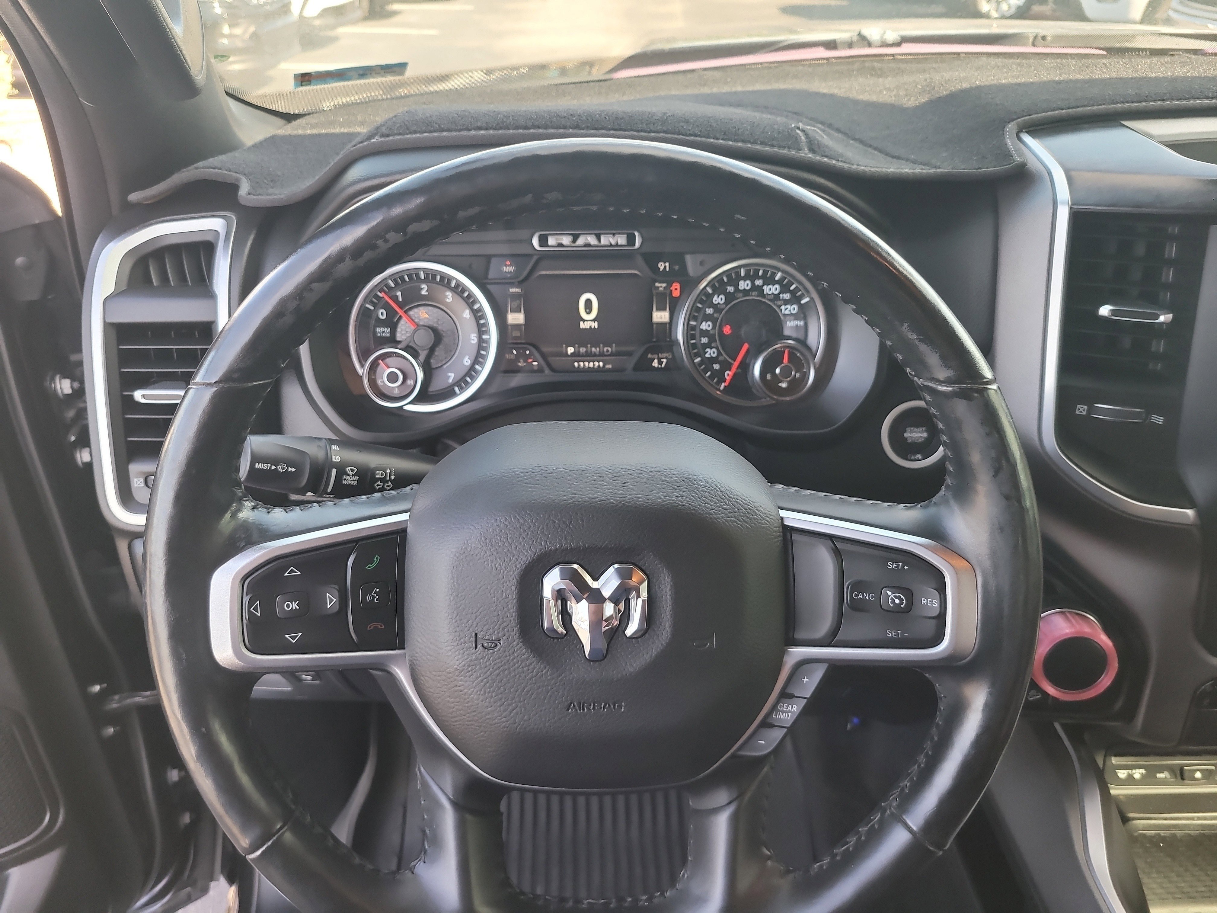 Used 2019 Diamond Black Crystal Pearlcoat Ram Big Horn/Lone Star image 26