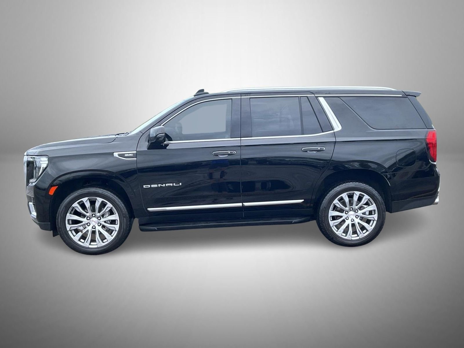 Used 2021 Black GMC Denali image 8