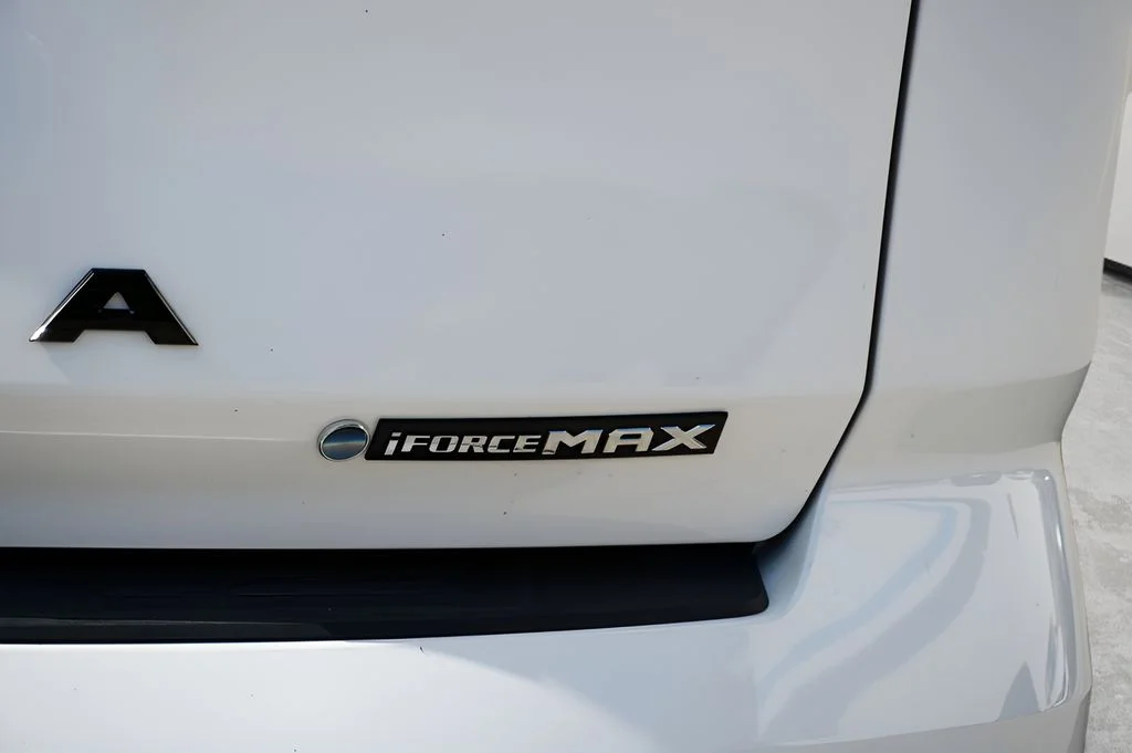 Used 2026 Ice Cap Toyota SR5 image 9