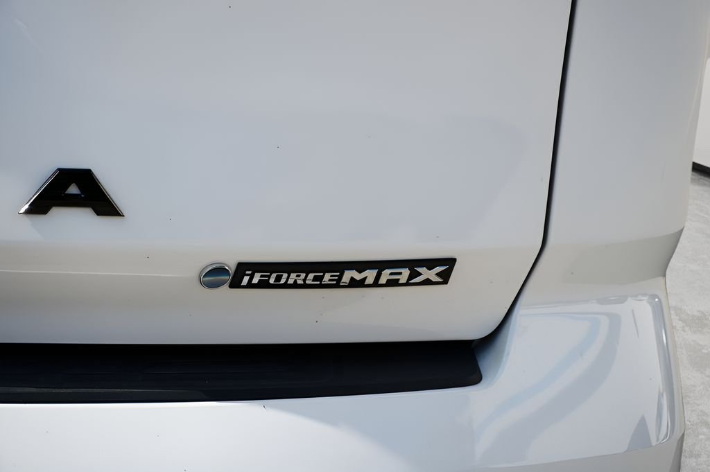Used 2026 Ice Cap Toyota SR5 image 8
