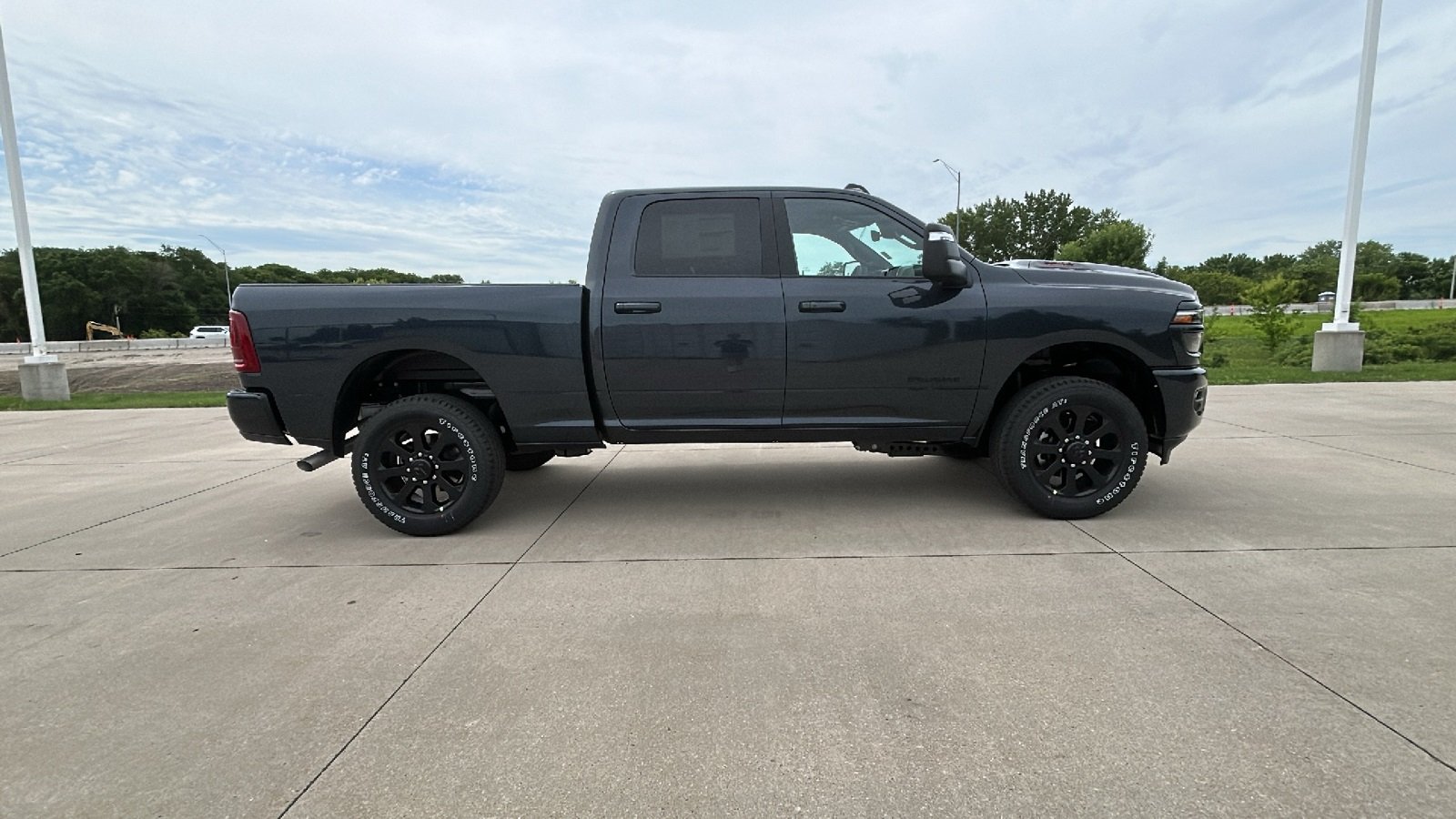 2025 Ram 2500 Laramie photo 2