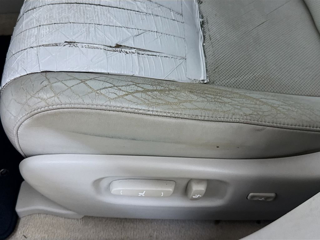 Used 2010 Smoky Granite Mica Lexus Base image 19