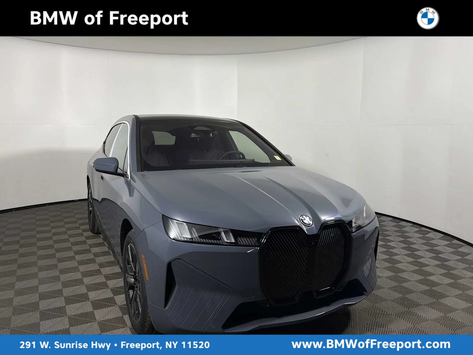 2026 BMW iX xDrive45's photo